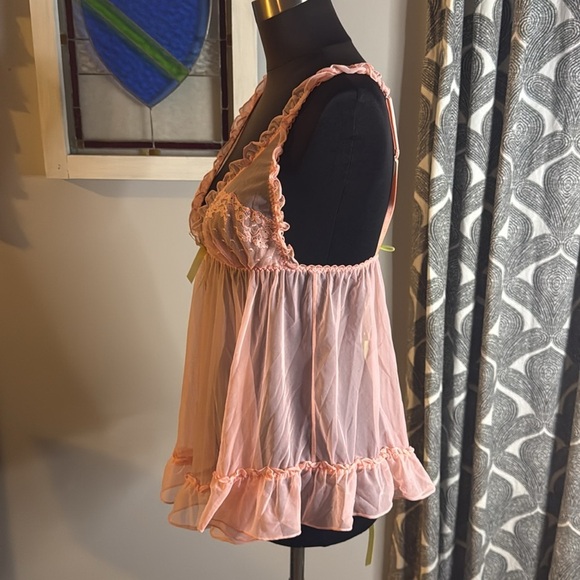 Victoria’s Secret Pale Apricot Sheer Chemise - Picture 4 of 7